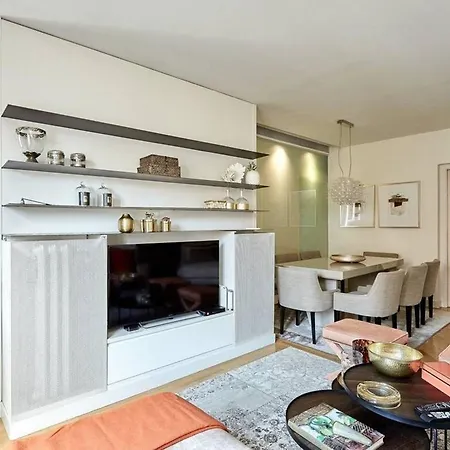 3br With A Great Location - What'app - 0039-3512-039-610 - For Reservations! Apartment Milan
