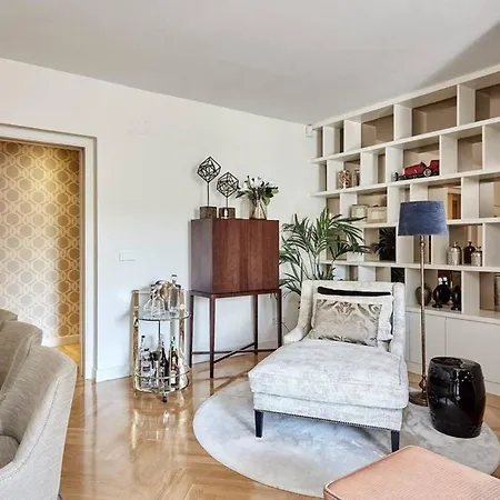 Apartment 3br With A Great Location - What'app - 0039-3512-039-610 - For Reservations!
